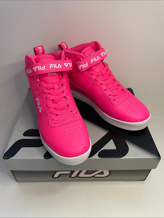 Fila Shoes - NIB FILA Women’s Hot Pink High-Top Sneakers with Strap.  Size 9.